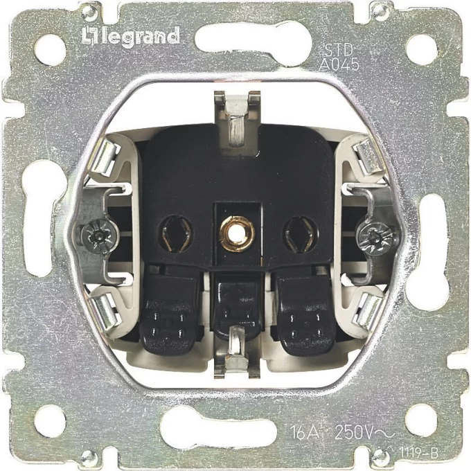 Силовая розетка LEGRAND Valena 2К+3 с защитными шторками автоматические клеммы 10/16 А 230/250 В алюминий 770211 Силовая розетка LEGRAND Valena 2К+3 с защитными шторками автоматические клеммы 10/16 А 230/250 В алюминий 770211